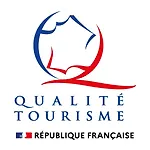 Brit Hotel Confort Nîmes Ouest - A9 sortie 25 - Pdj dès 5h30 - Parking PV - Terrasse&jardin - Pet friendly - Séminaire - Accueil groupe 3*