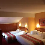 Brit Hotel Confort Nimes Ouest - A9 Sortie 25 3*