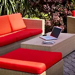 Brit Hotel Confort Nimes Ouest - A9 Sortie 25 Hotel 3*