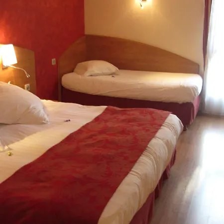 Brit Confort Ouest - A9 Sortie 25 Hotel