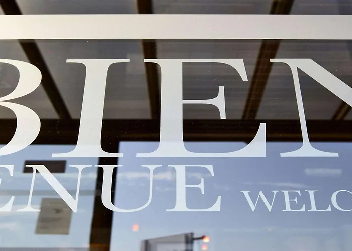 ホテル Kyriad Ouest A9