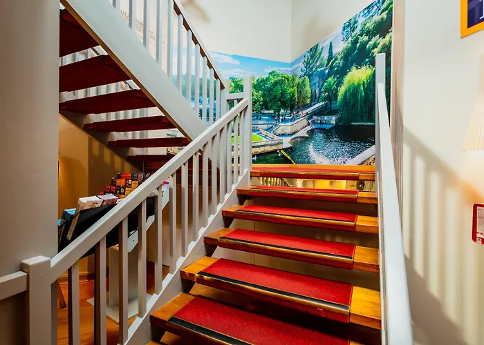 מלון Kyriad Ouest A9 נים